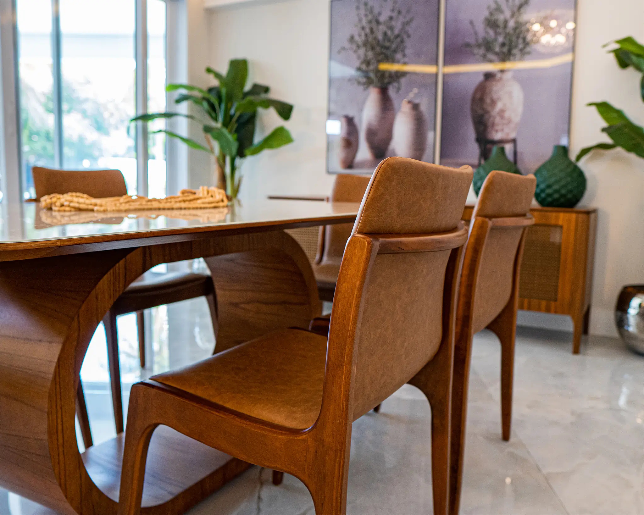 Conjunto Mesa Laura 1,80 + 6 Cadeiras Clarice